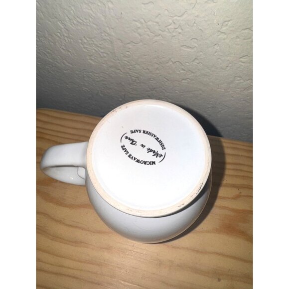 Ceramic Christmas Mug With Gnome & Merry Print - Picture 2 of 4